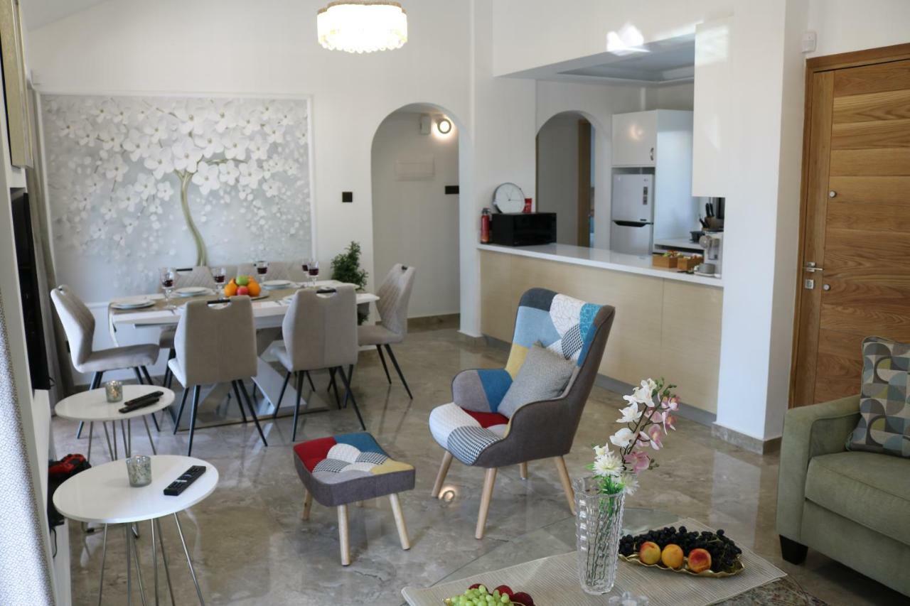 Yulya Villa By Taimoura Pafos Dış mekan fotoğraf
